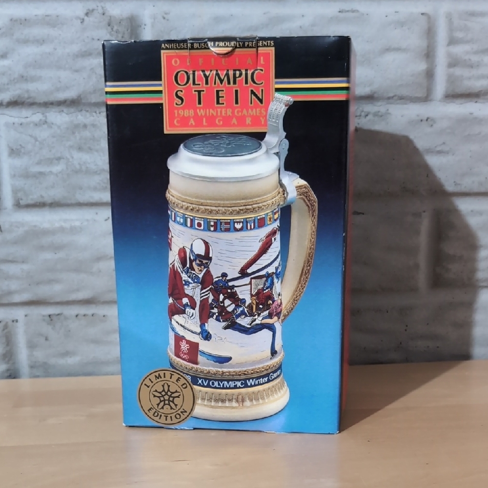 Official Olympic Stein 1988 Calgary Limited Edition - White/Blue